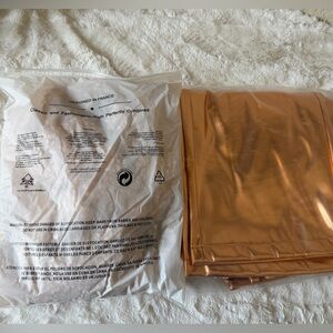 Source Unknown Gold Ankle & Cropped Pants